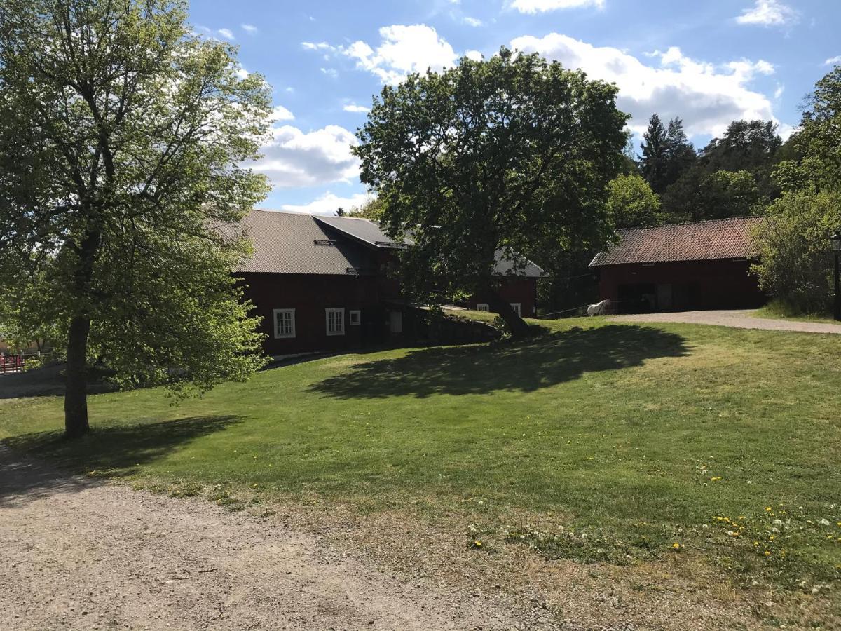 Nice Holiday House At Horse Farm With Lake And Sauna Holo  외부 사진